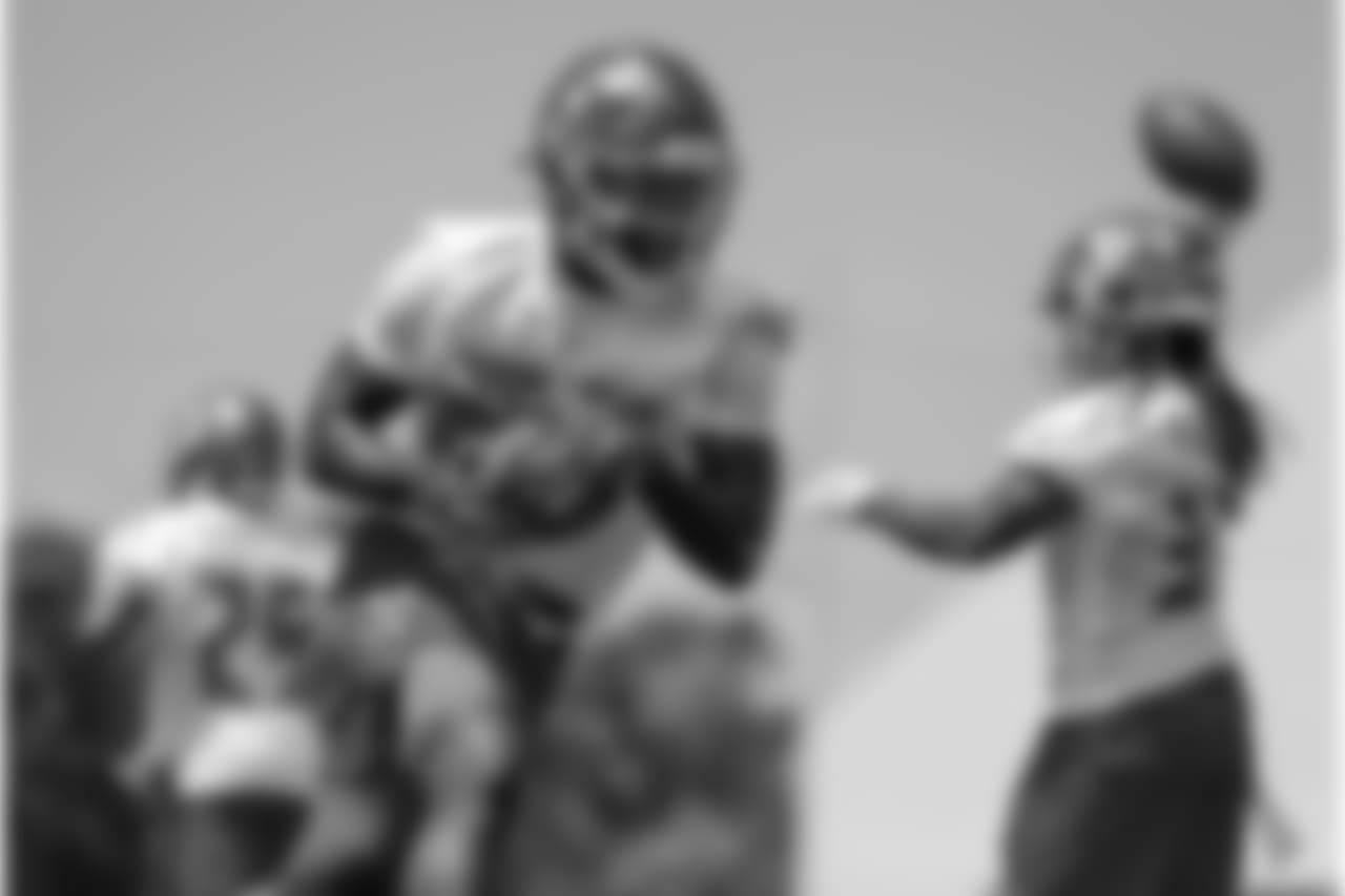 TAMPA, FLORIDA - JUNE 7, 2018: Running Back Ronald Jones II #27 of the Tampa Bay Buccaneers during OTA practice at One Buccaneer Place. (Photo by Mike Carlson/Tampa Bay Buccaneers)