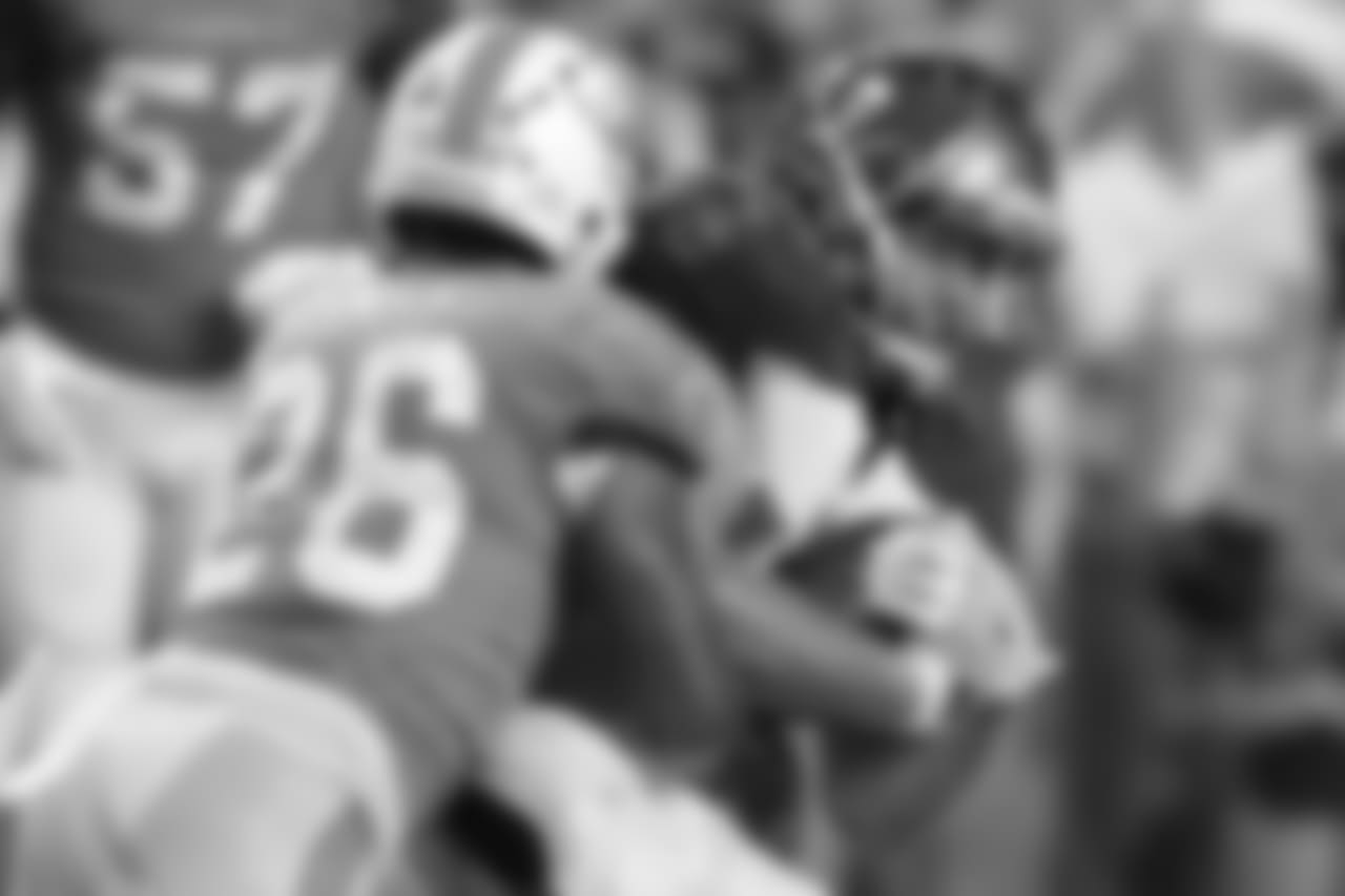 Bucs vs. Dolphins