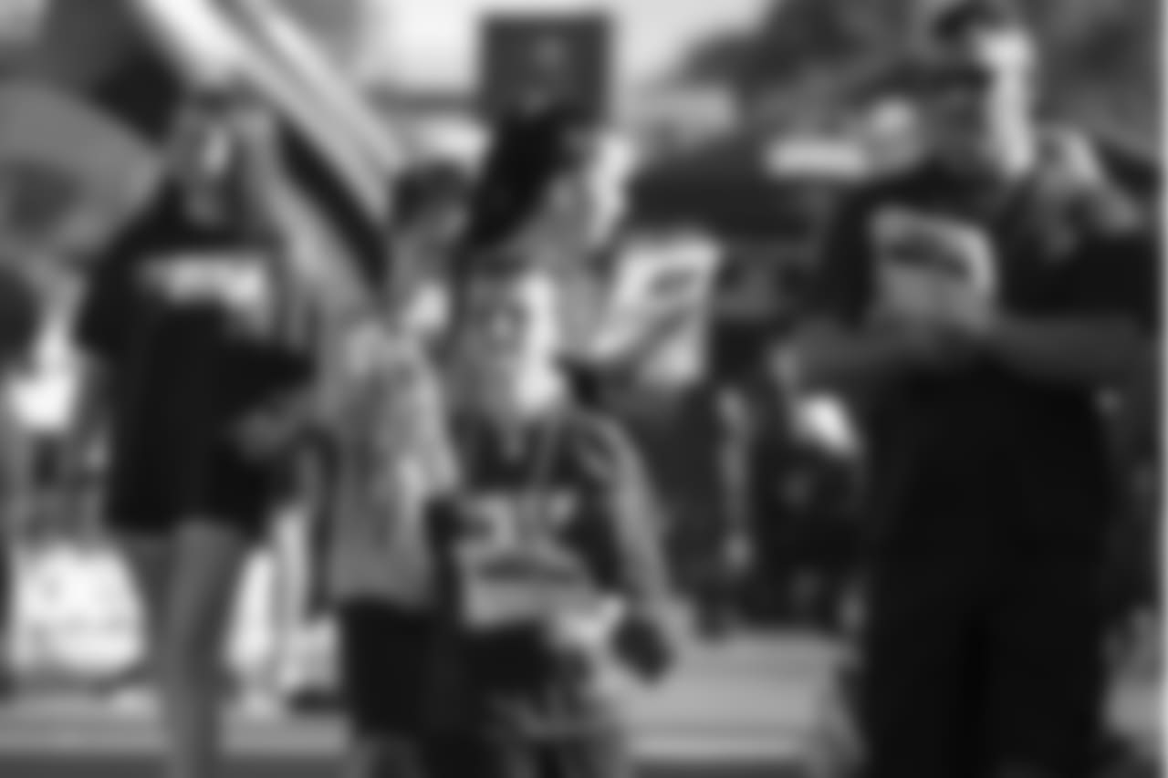 180807_TrainingCamp_Practice11_Fans_KZ_028