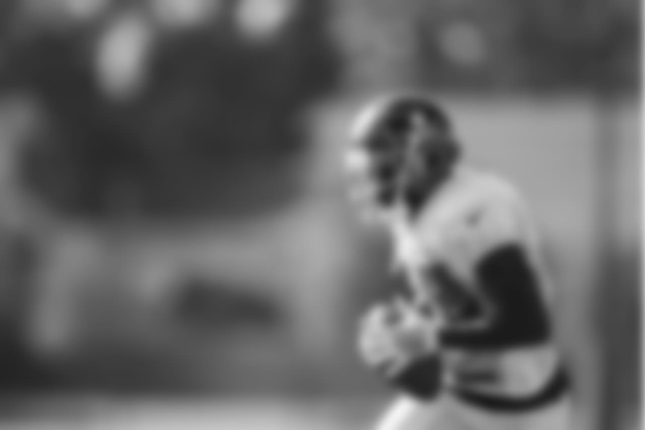 Wide Receiver Ervin Philips #89