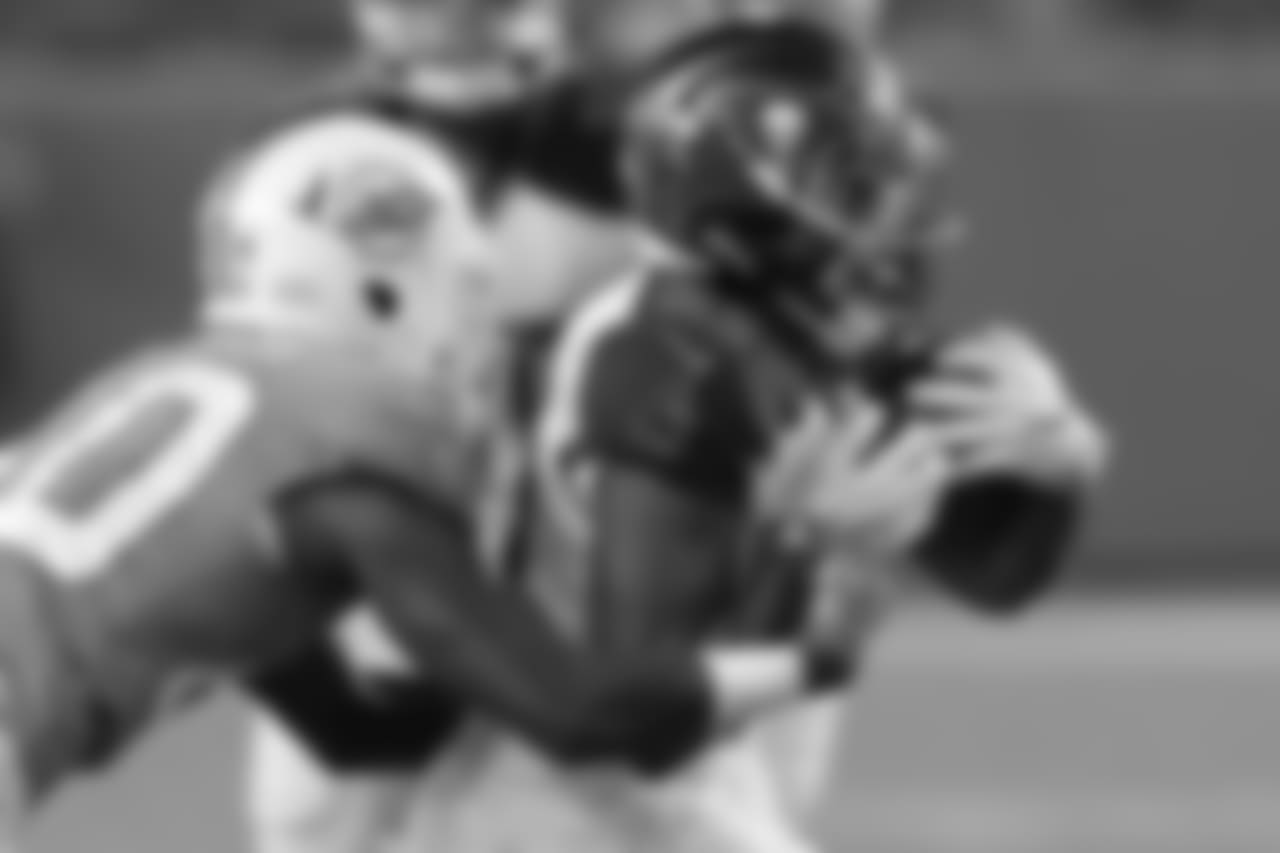 WR Sergio Bailey #83