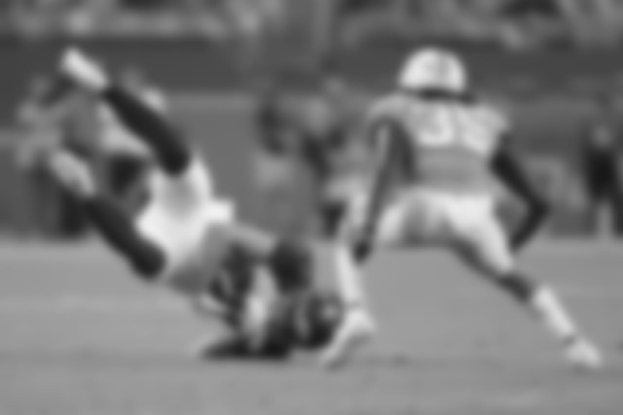Bucs vs. Dolphins