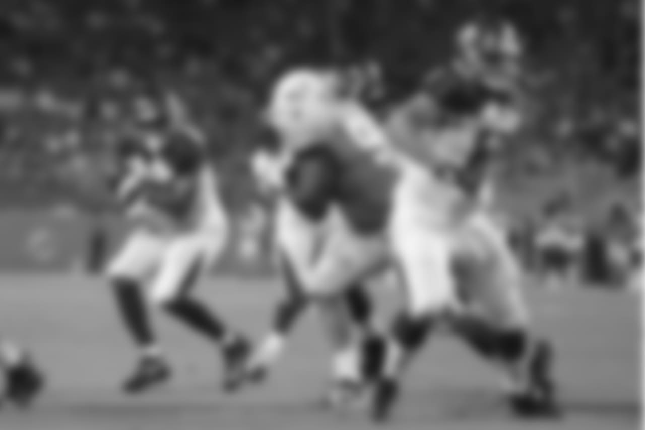 Bucs vs. Dolphins