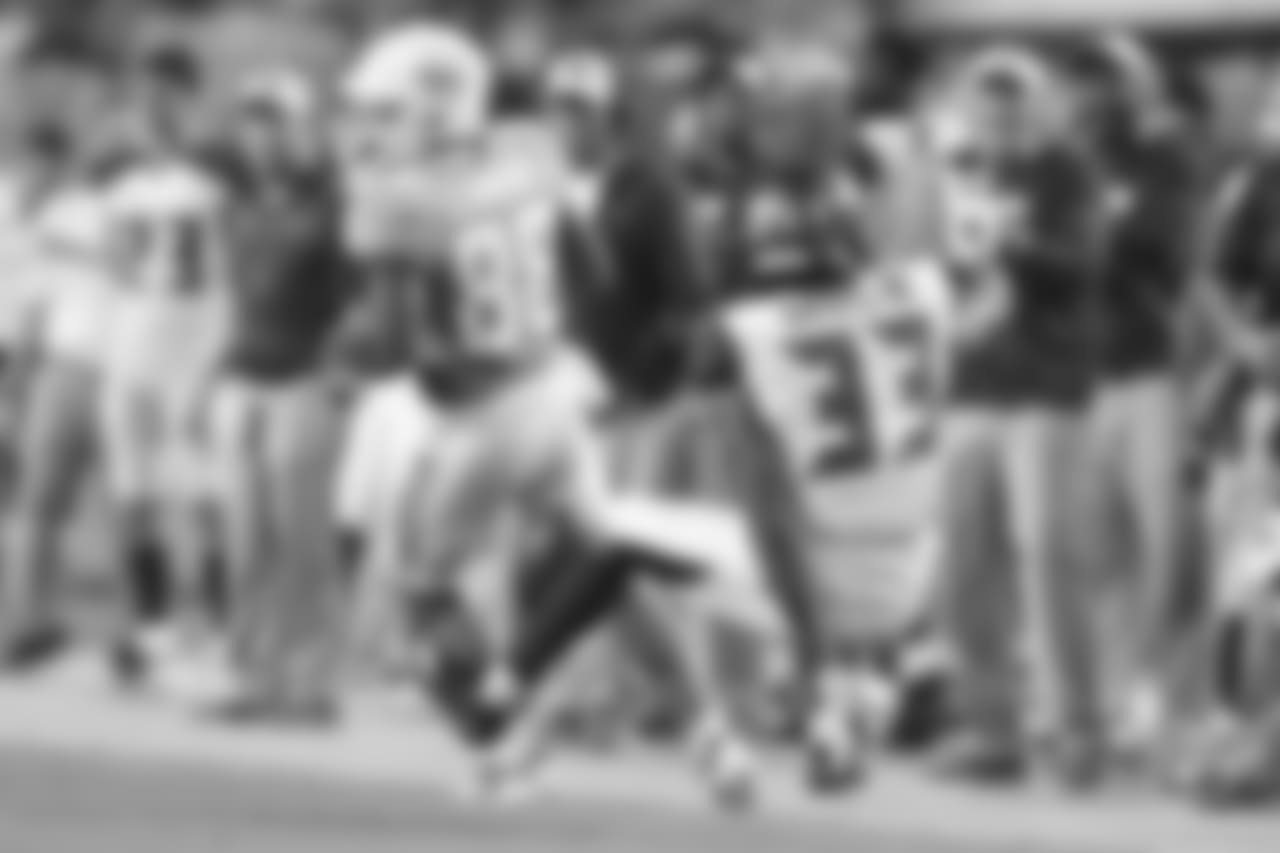CB Carlton Davis #33