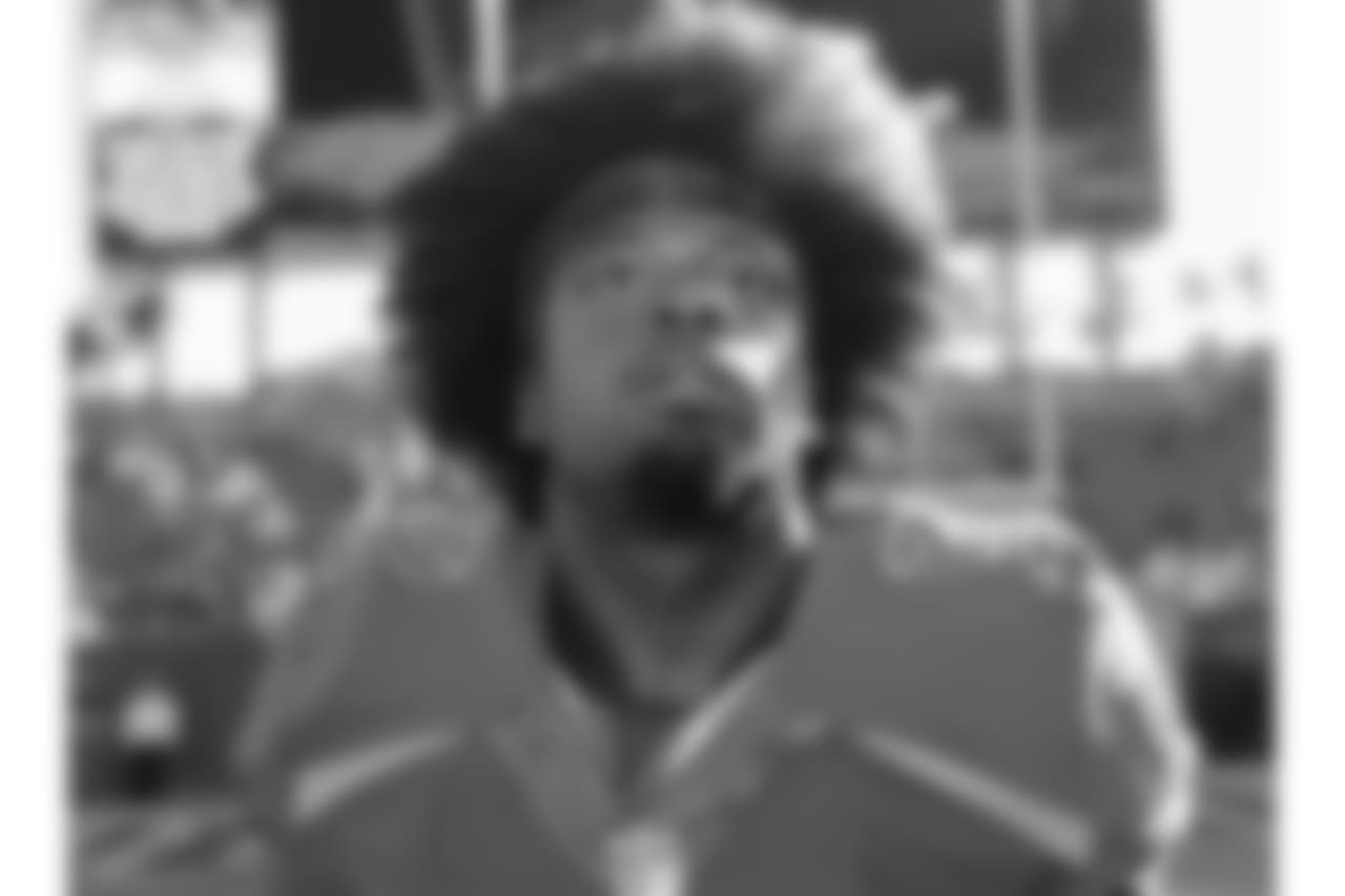 LB Nigel Harris