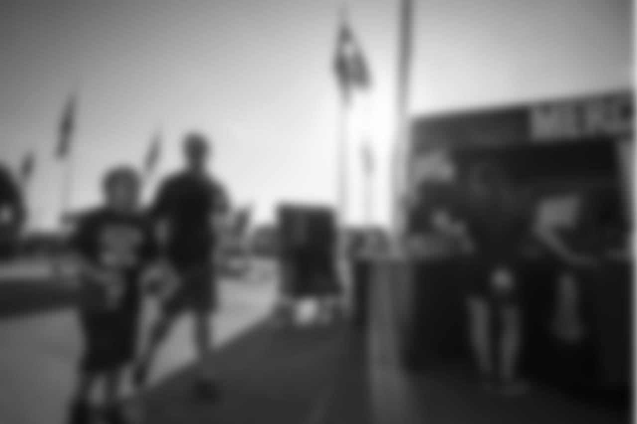 180807_TrainingCamp_Practice11_Fans_KZ_021