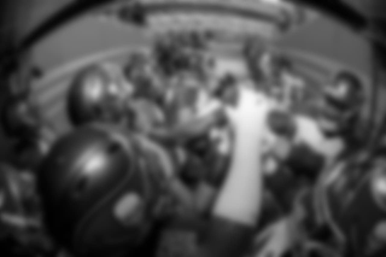 Bucs Huddle