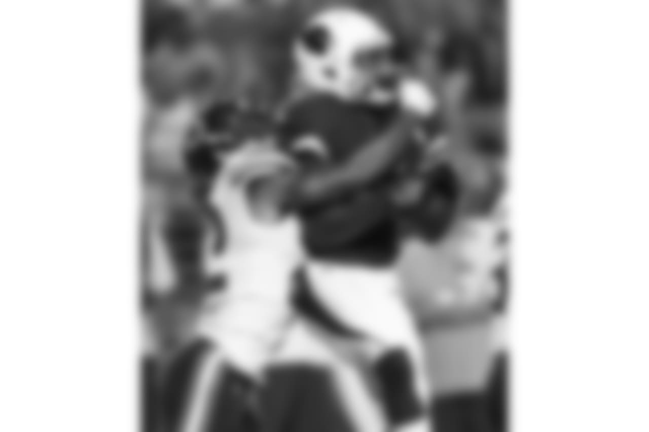 WR Chris Hubert cradles the catch
