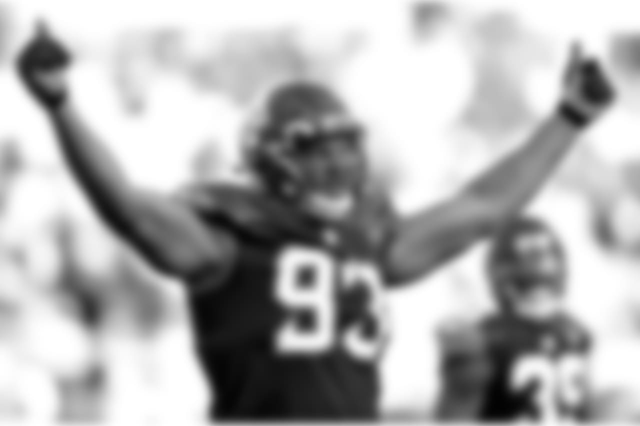 DL Calais Campbell