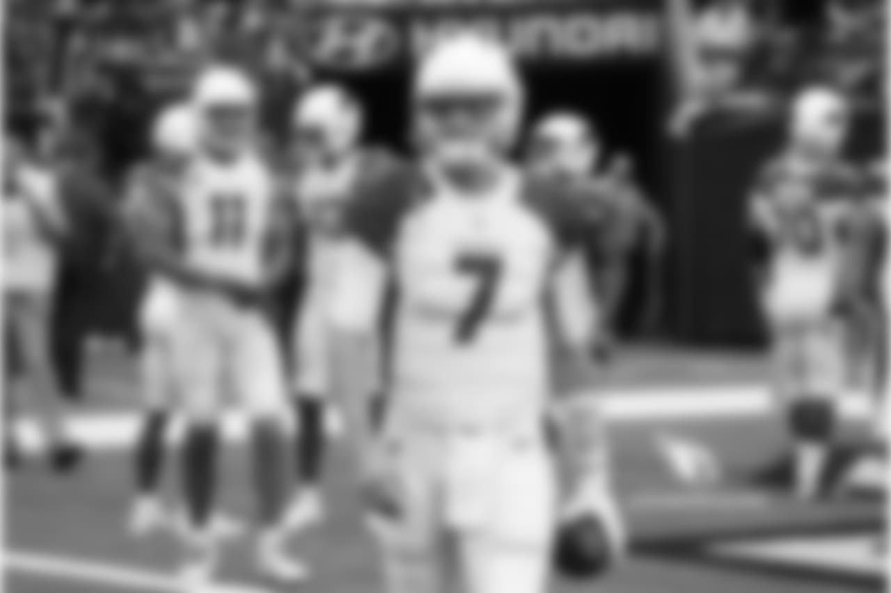 QB Blaine Gabbert before the game