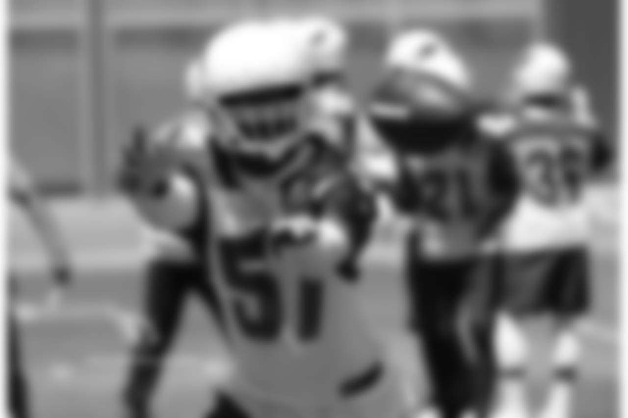 LB Josh Bynes