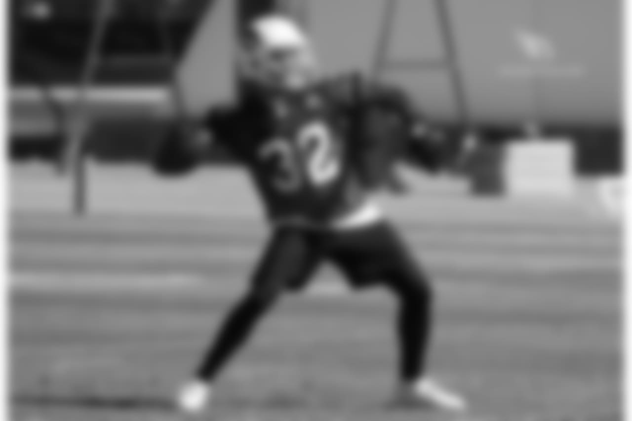 S Tyrann Mathieu plays quarterback