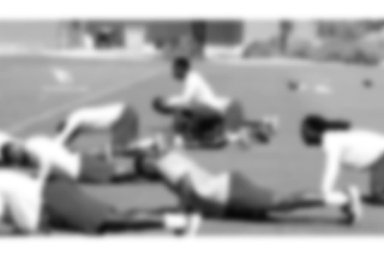 RB Chase Edmonds finishes his push-ups
