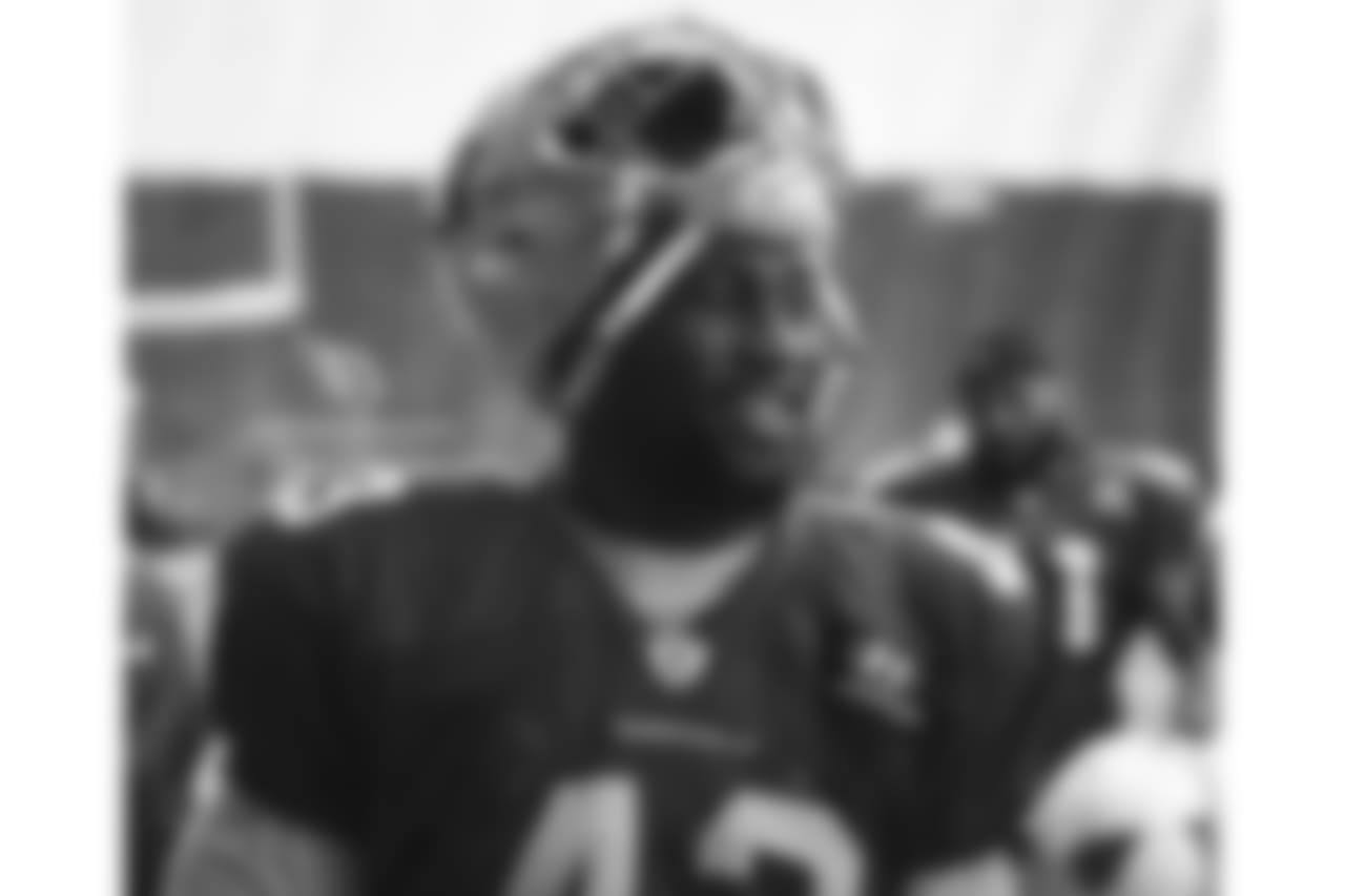 LB Haason Reddick