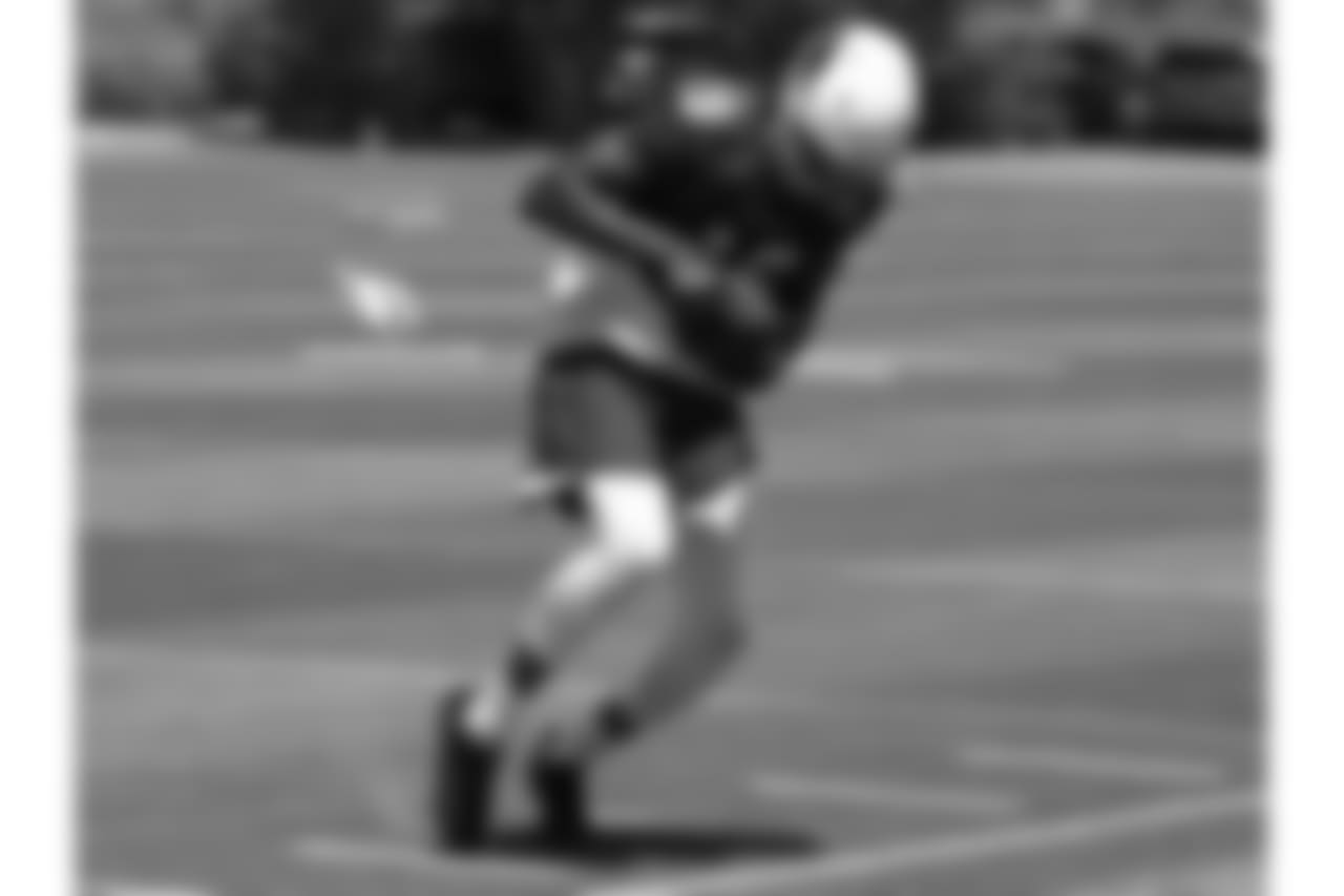 WR Carlton Agudosi