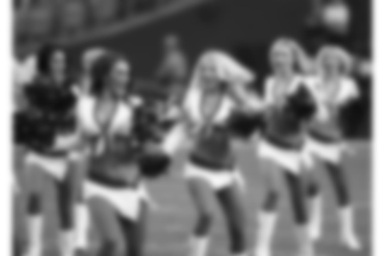 Cardinals cheerleaders perform