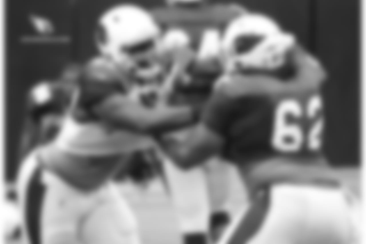 DT Rodney Gunter during a pass-rushing drill