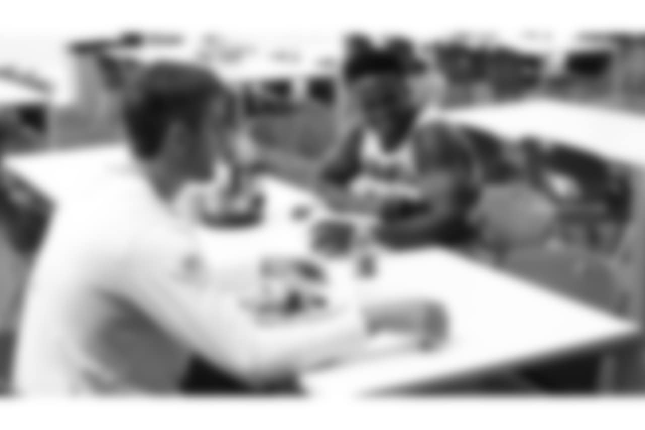 RB Chase Edmonds (right) grabs lunch with QB Josh Rosen in the team cafeteria