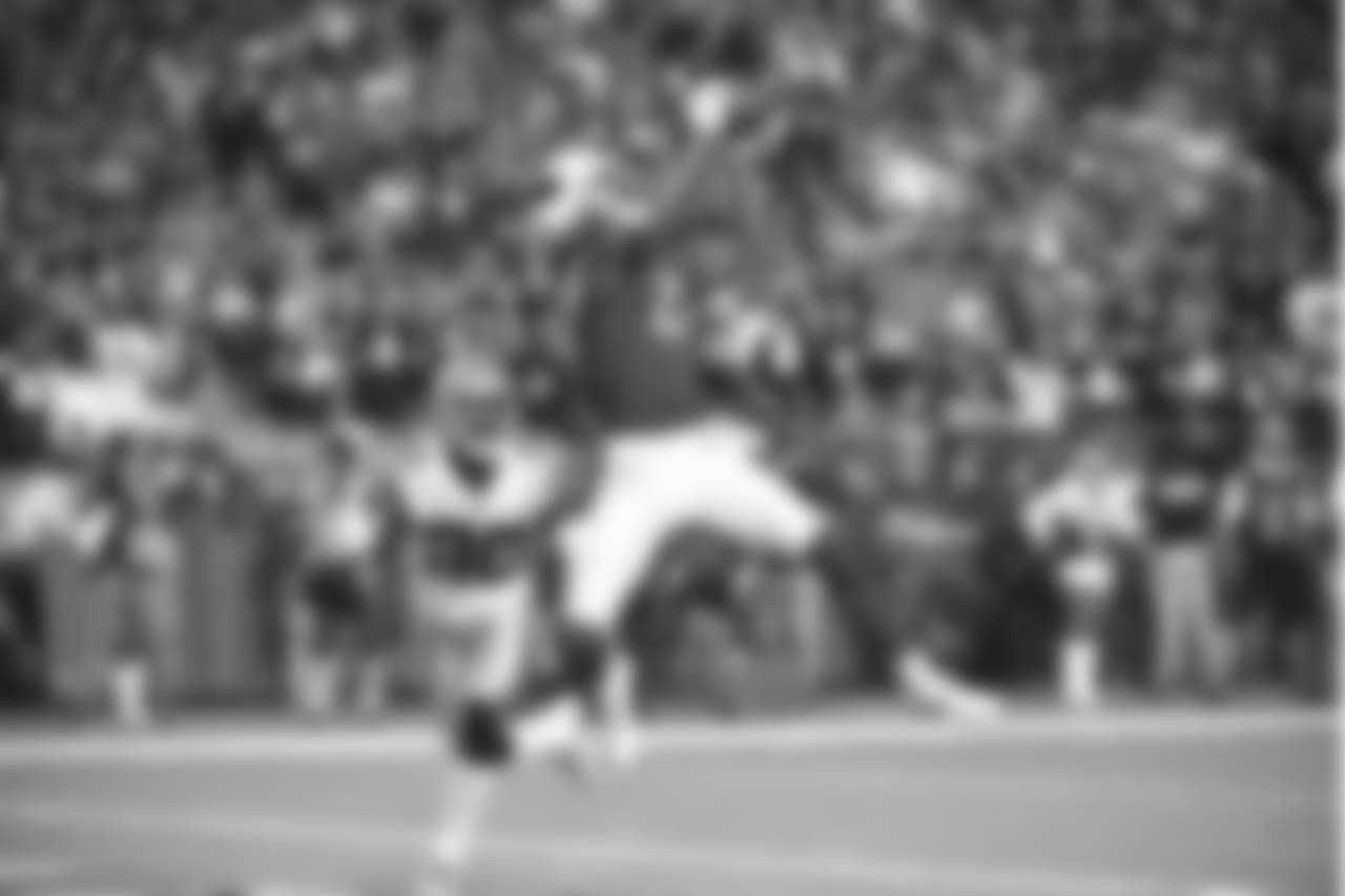 WR Jaron Brown: Six points