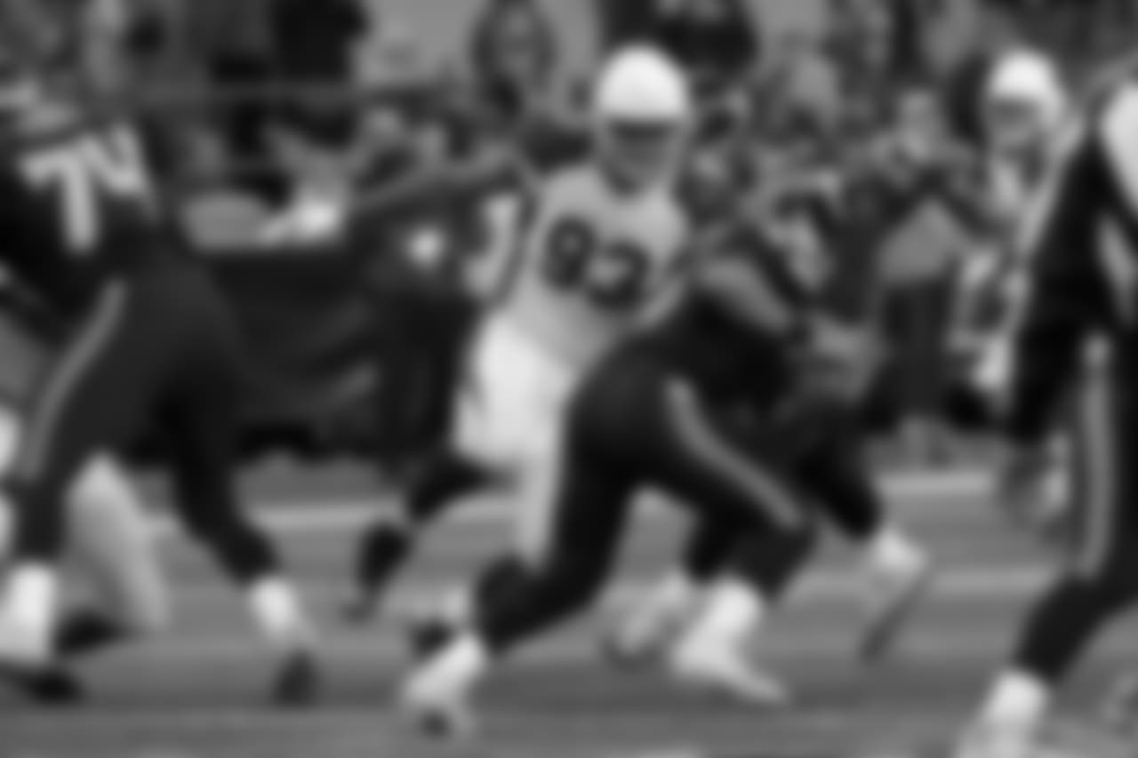 Campbell tracking Russell Wilson