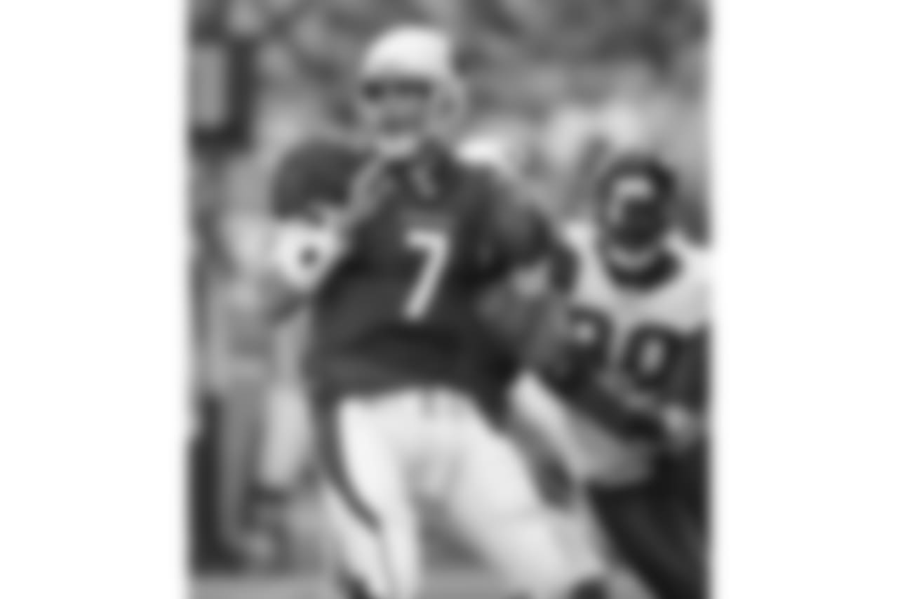 2010 (preseason): QB Matt Leinart