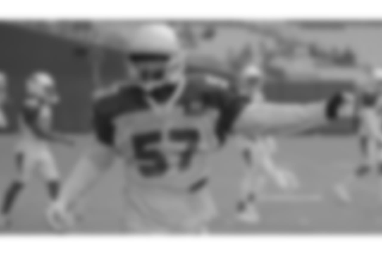 LB Josh Bynes