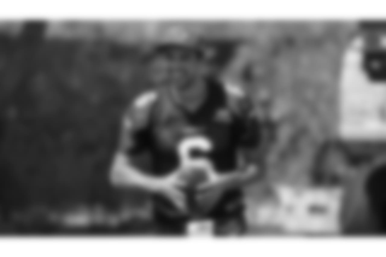 QB Chad Kanoff