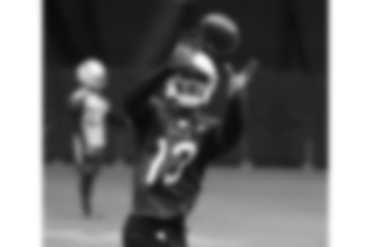 WR Jaron Brown