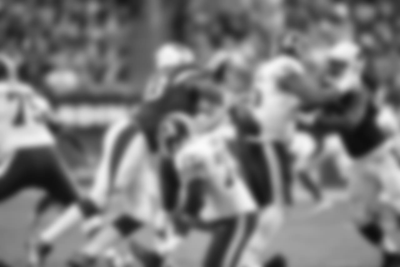 Campbell getting into the backfield against Washington