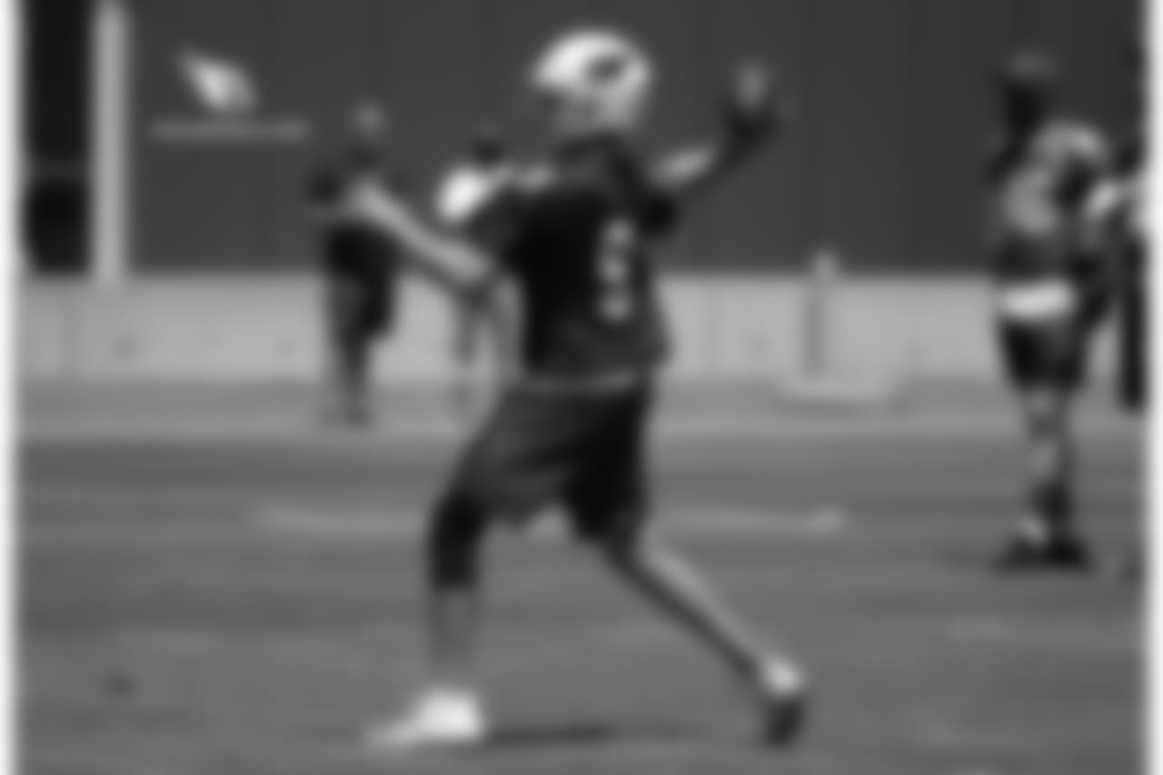 QB Sam Bradford