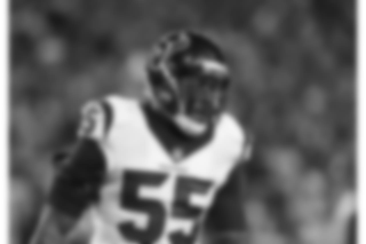 LB Bernardrick McKinney