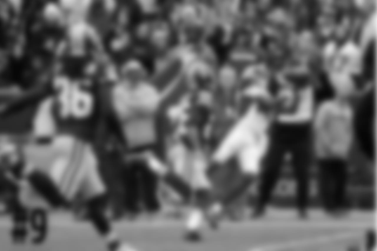 WR J.J. Nelson