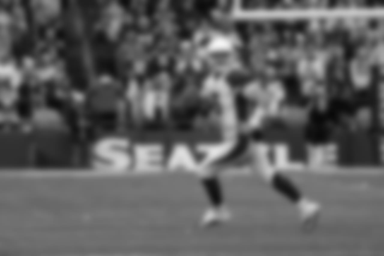 Drew Stanton's 25-yard TD pass to Jaron Brown in Seattle