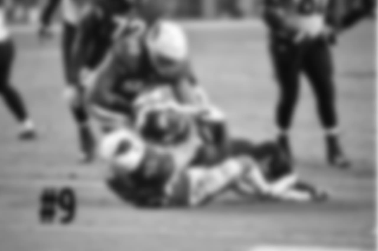 S Tyrann Mathieu tackles childhood friend Leonard Fournette