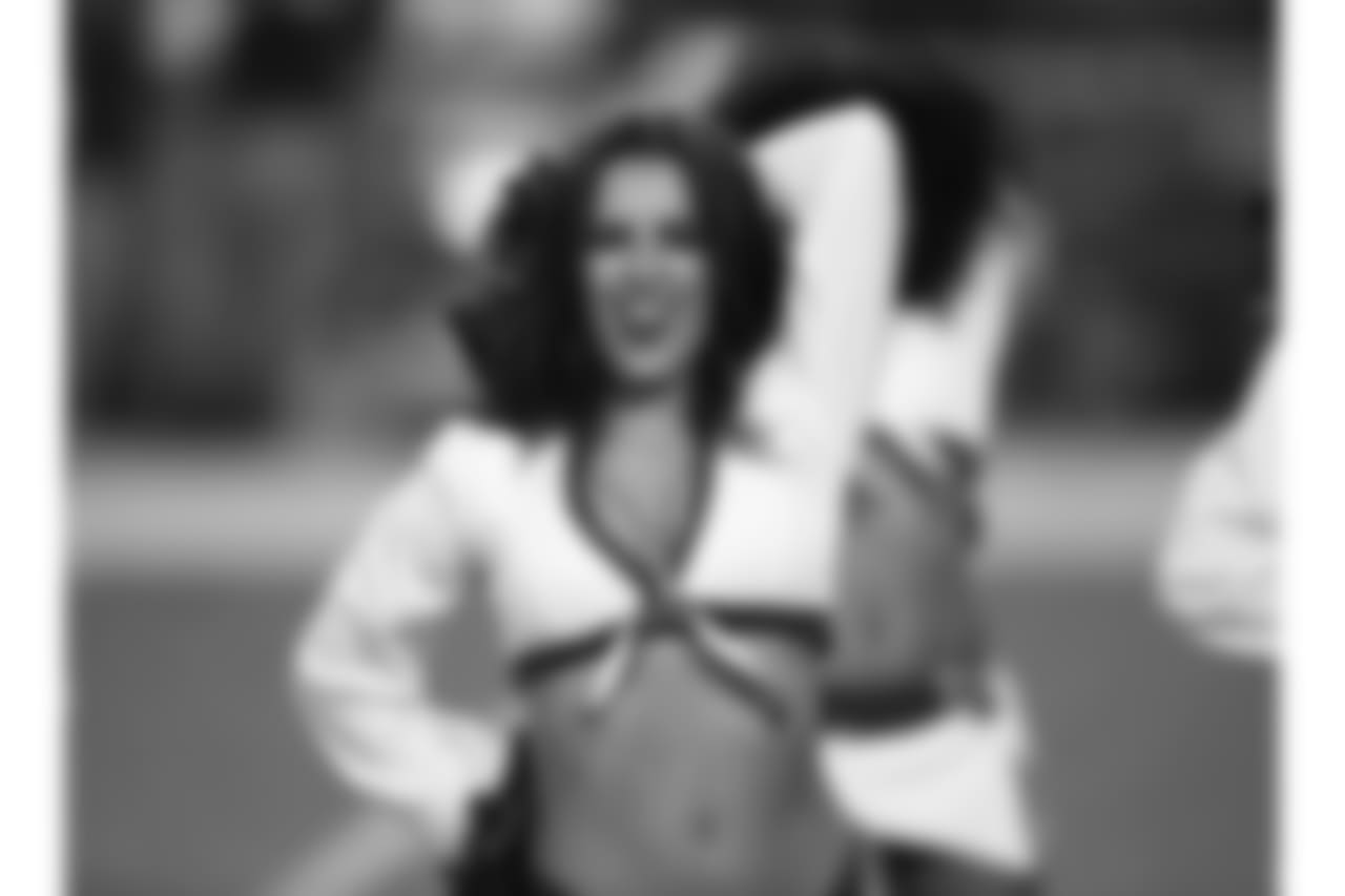 Cardinals cheerleaders perform