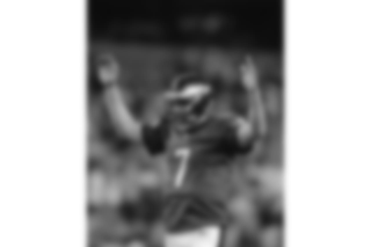 Sam Bradford with the Eagles