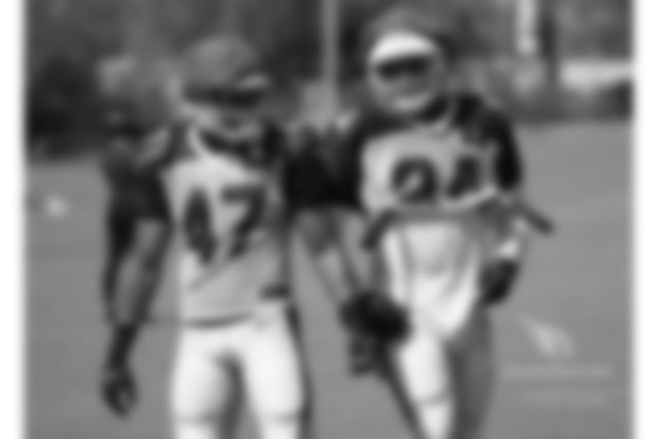 S Zeke Turner and DE Alec James.