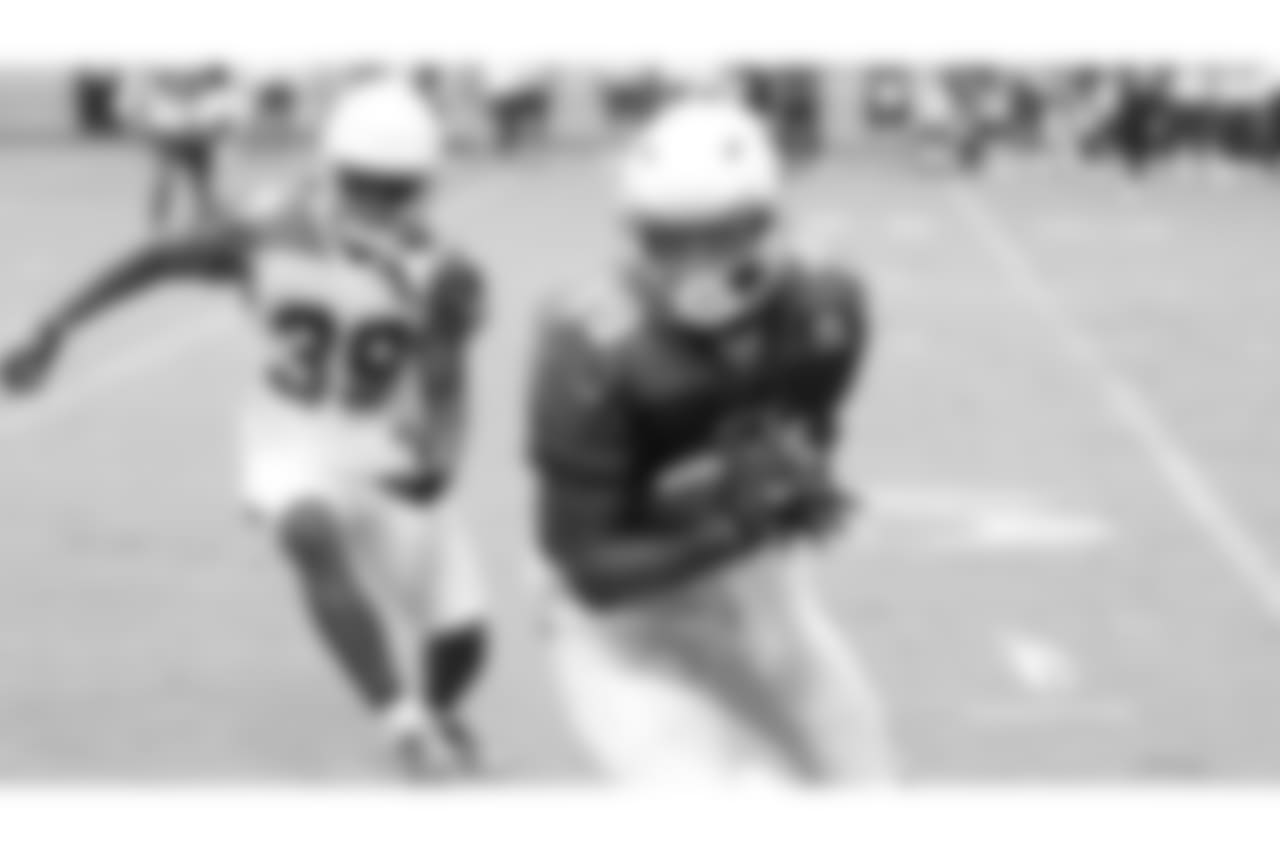 WR Carlton Agudosi