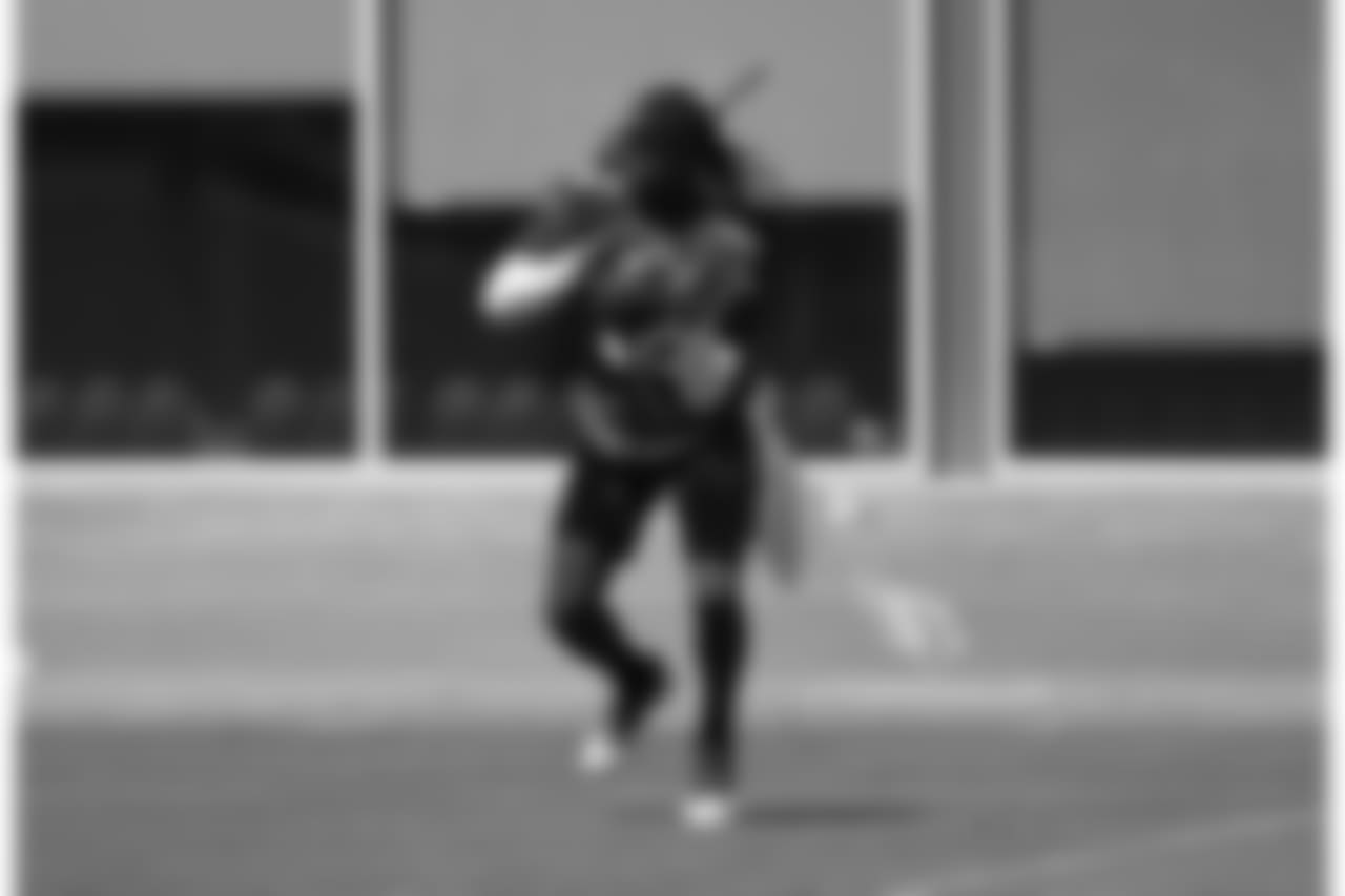 WR Cobi Hamilton