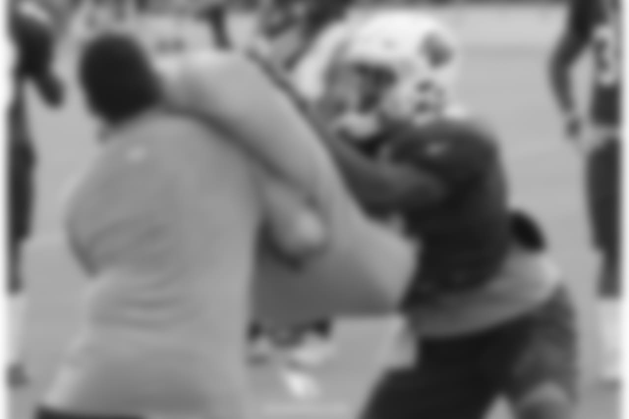 RB T.J. Logan