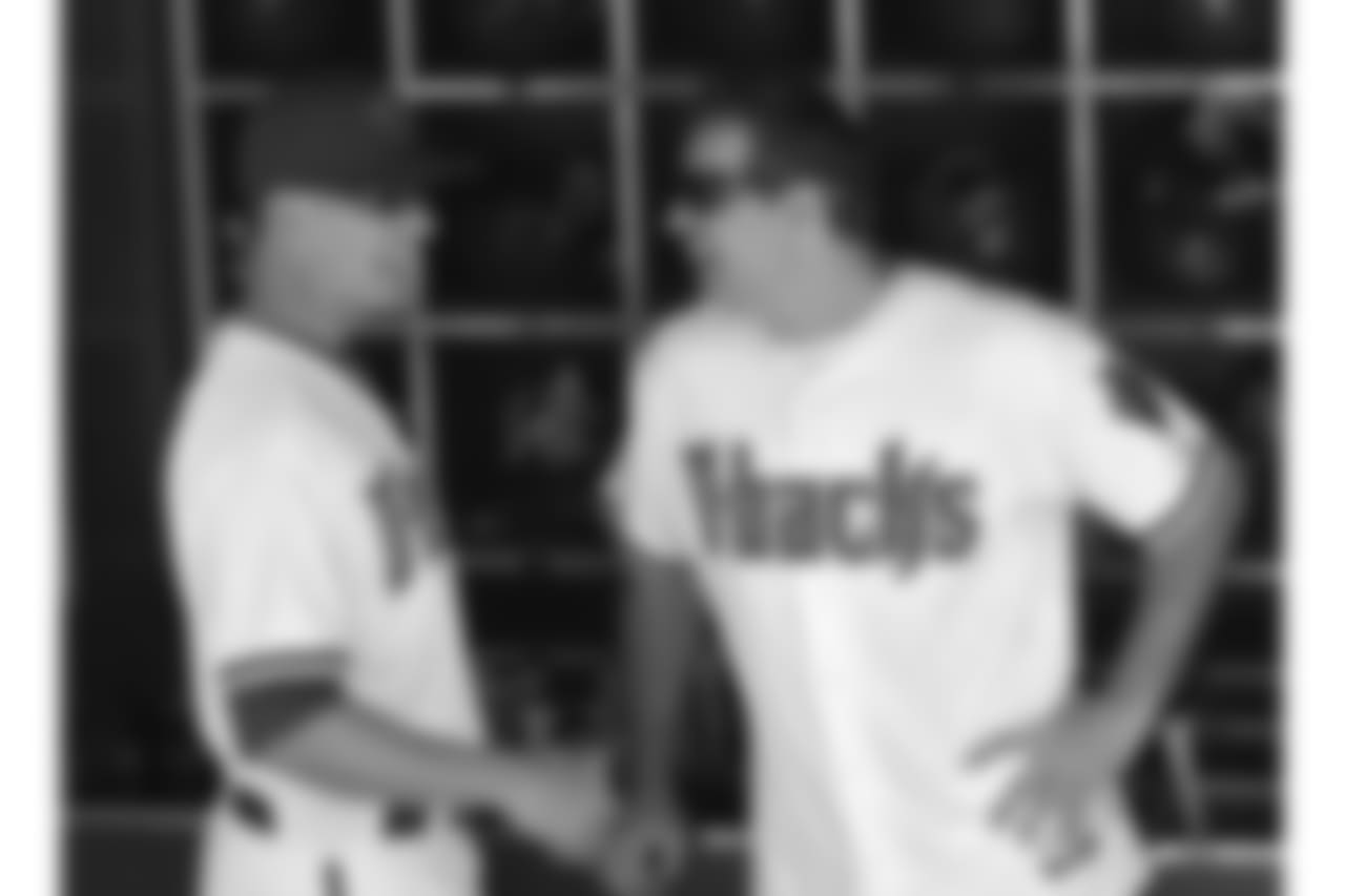 Warner with then-Diamondbacks manager A.J. Hinch in 2010