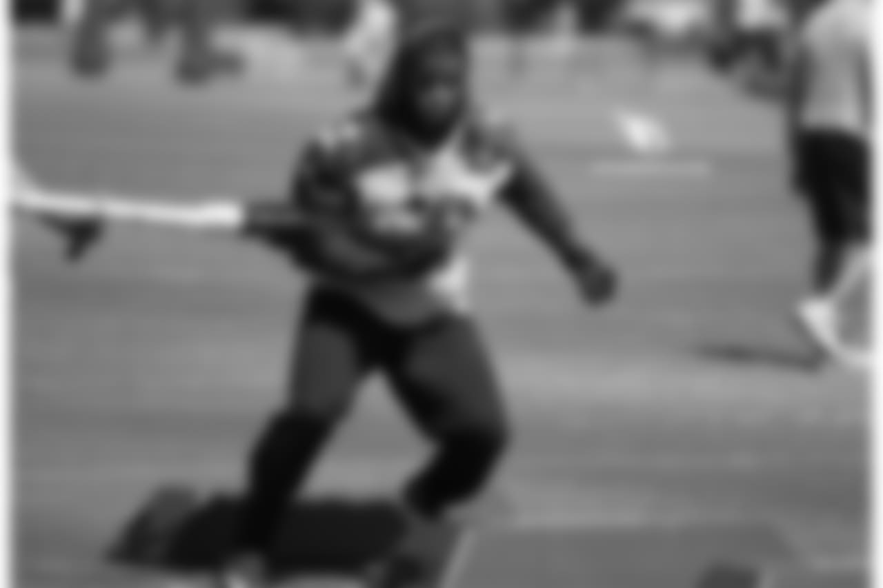 LB Jeremy Cash