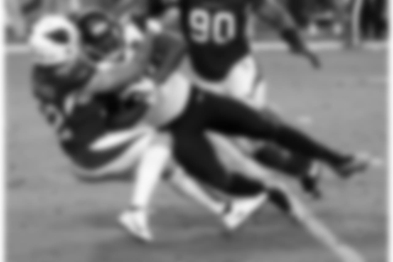 Cardinals S Tyrann Mathieu on the tackle
