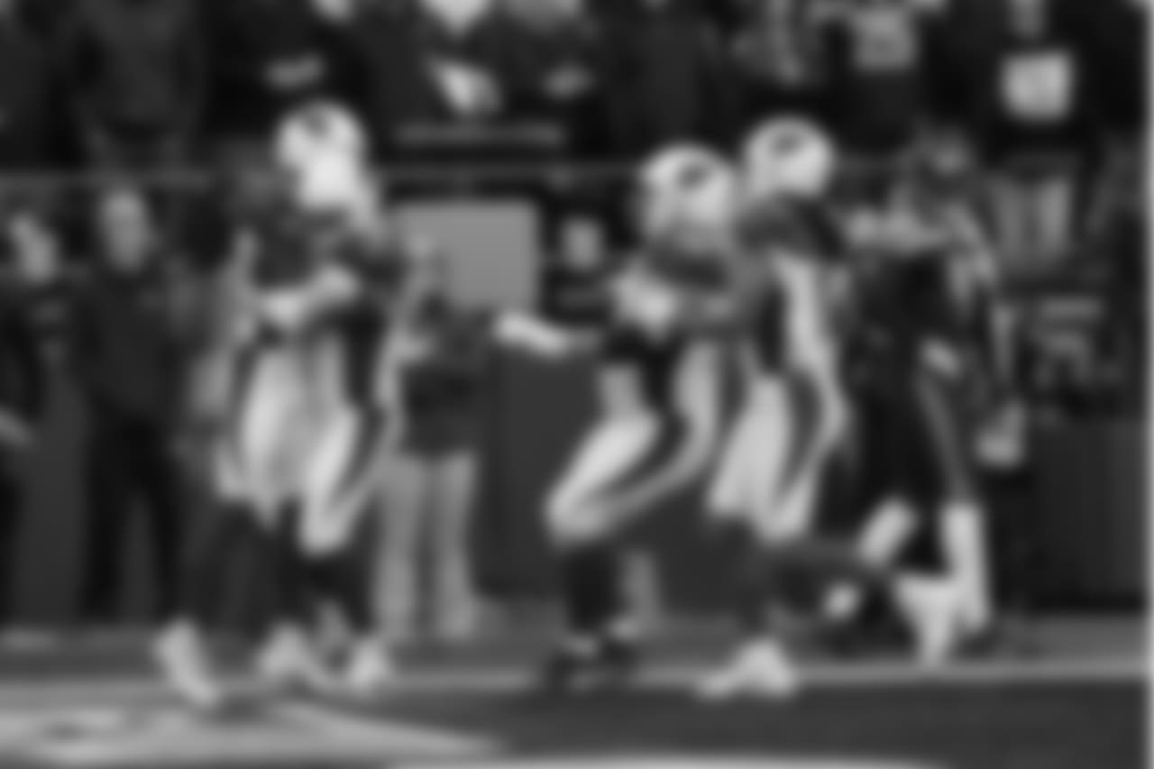 Drew Stanton's 25-yard TD pass to Jaron Brown in Seattle