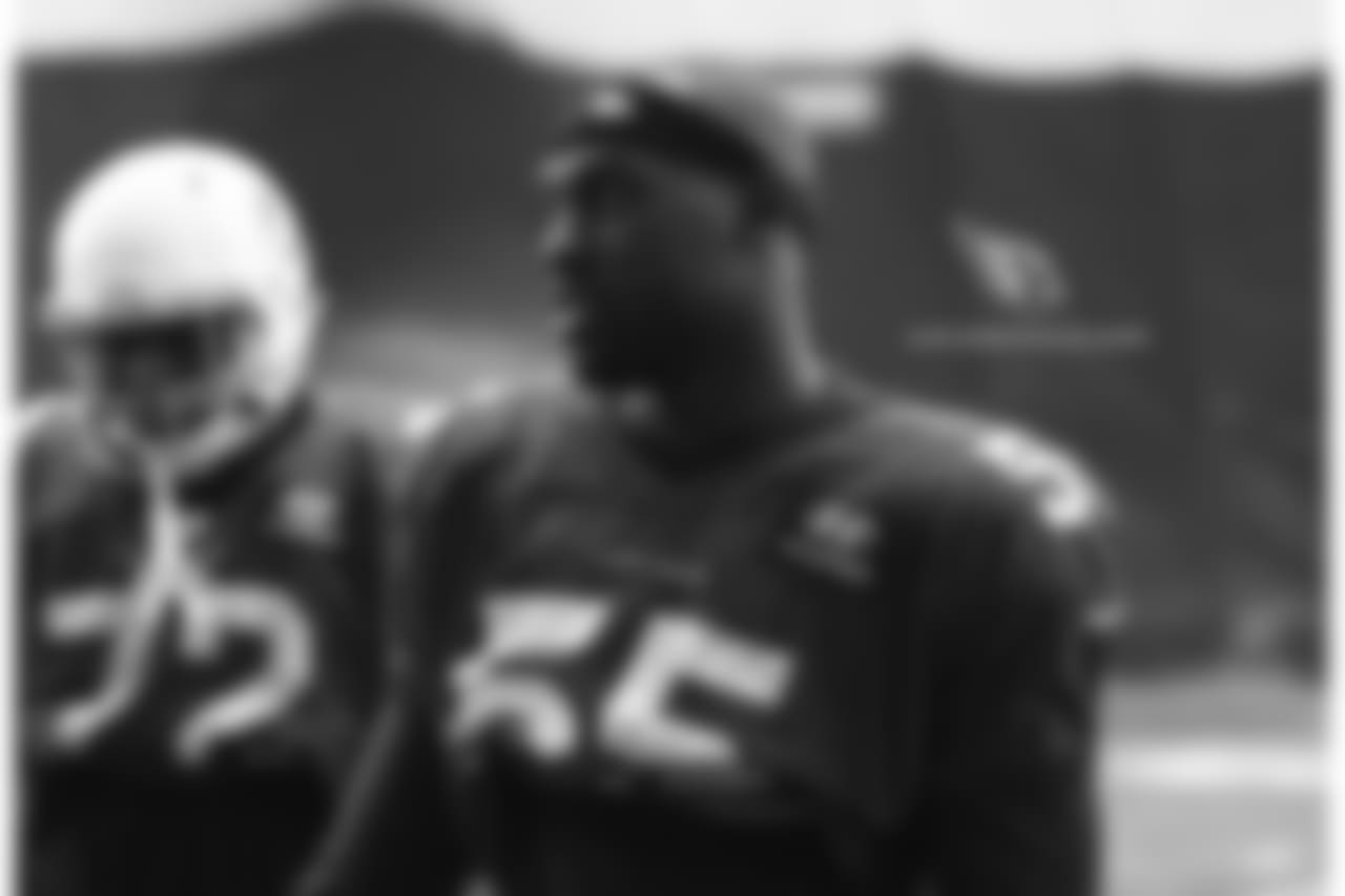 LB Chandler Jones