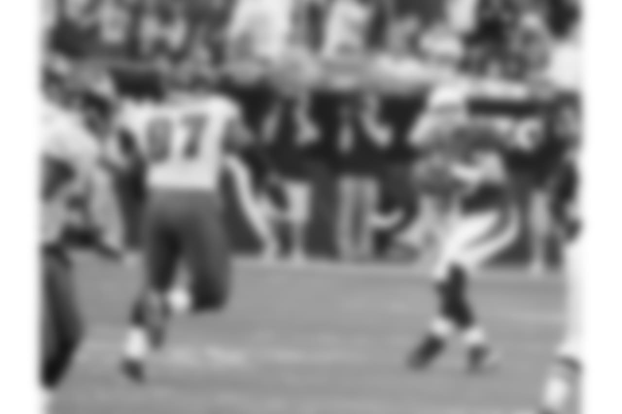 Launching a TD bomb to Larry Fitzgerald in the 2008 NFC Championship
