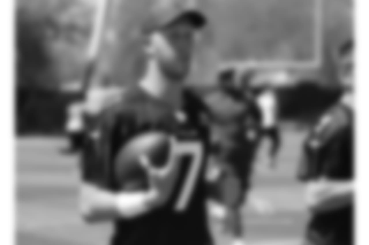 QB Mike Glennon