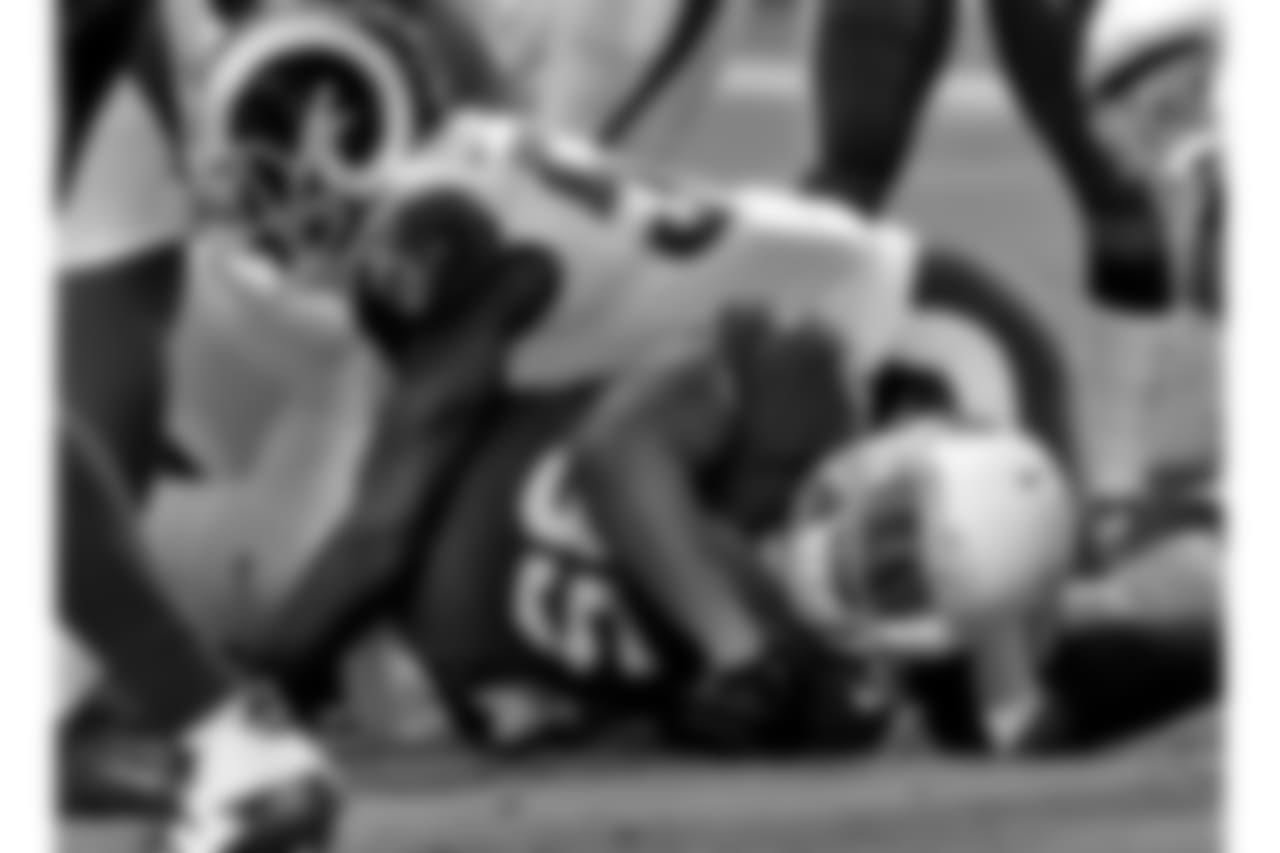 Cardinals RB Elijhaa Penny crosses the goal line for his first career touchdown