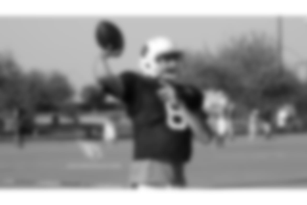 QB Charles Kanoff