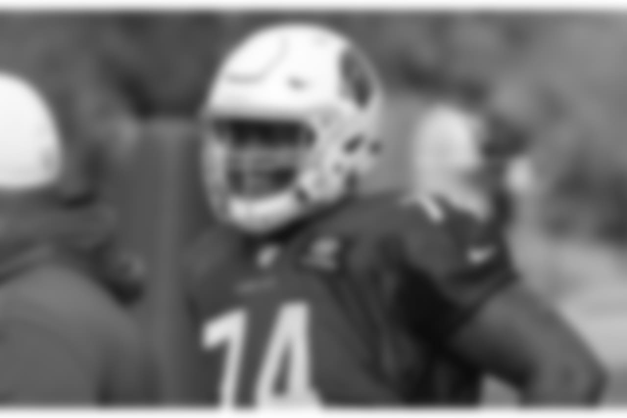 T D.J. Humphries